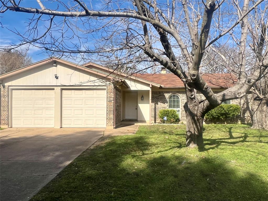 5311 Iris Lane