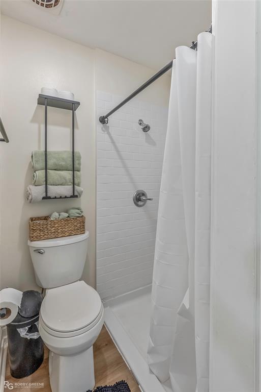 Bossier City, Louisiana 71112, United States, 4 Bedrooms Bedrooms, ,2 BathroomsBathrooms,Residential,Pending,159145