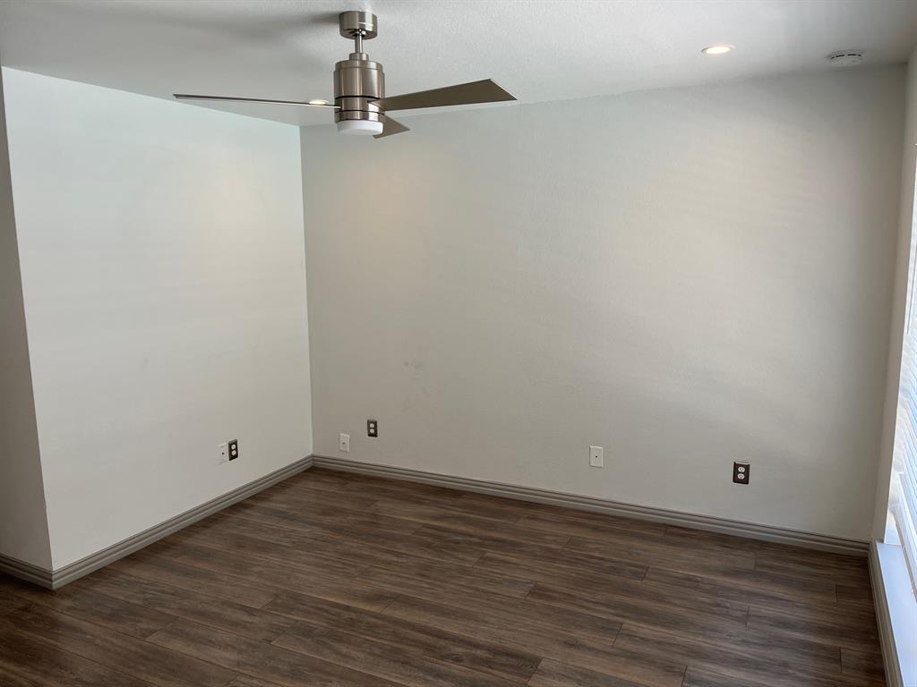 2800 Douglas Avenue 304
