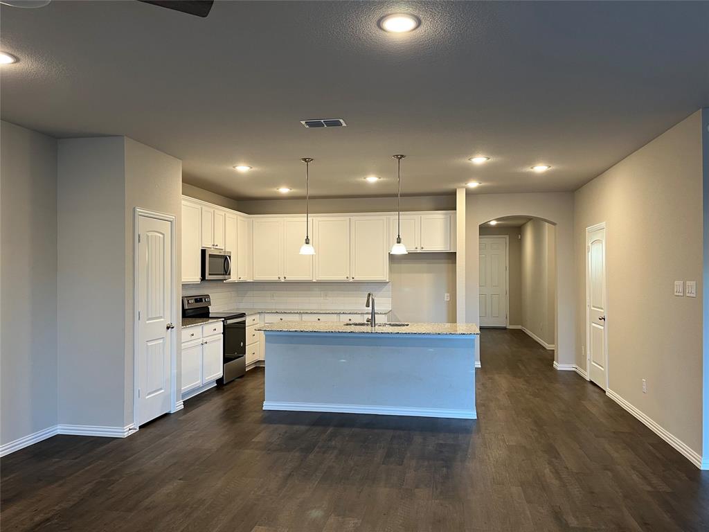 Lake Vista Ranch - Residential Lease