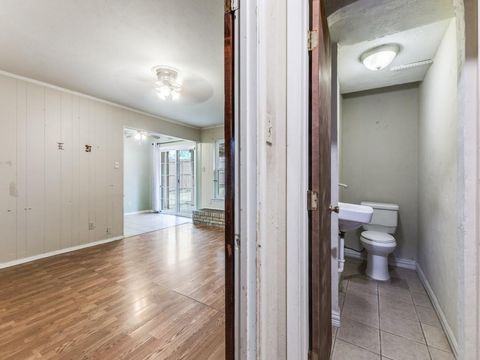 Tiny photo for 4037 Treeline Drive, Dallas, TX 75224 (MLS # 21195862)