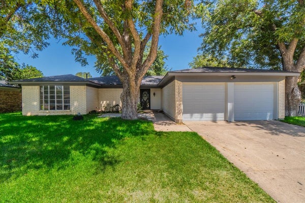 1701 BROOKHAVEN CIR, BEDFORD, TX 76022 - Image 2e0b020ee7a2e8136e69681fd78cc8b7/3363184683