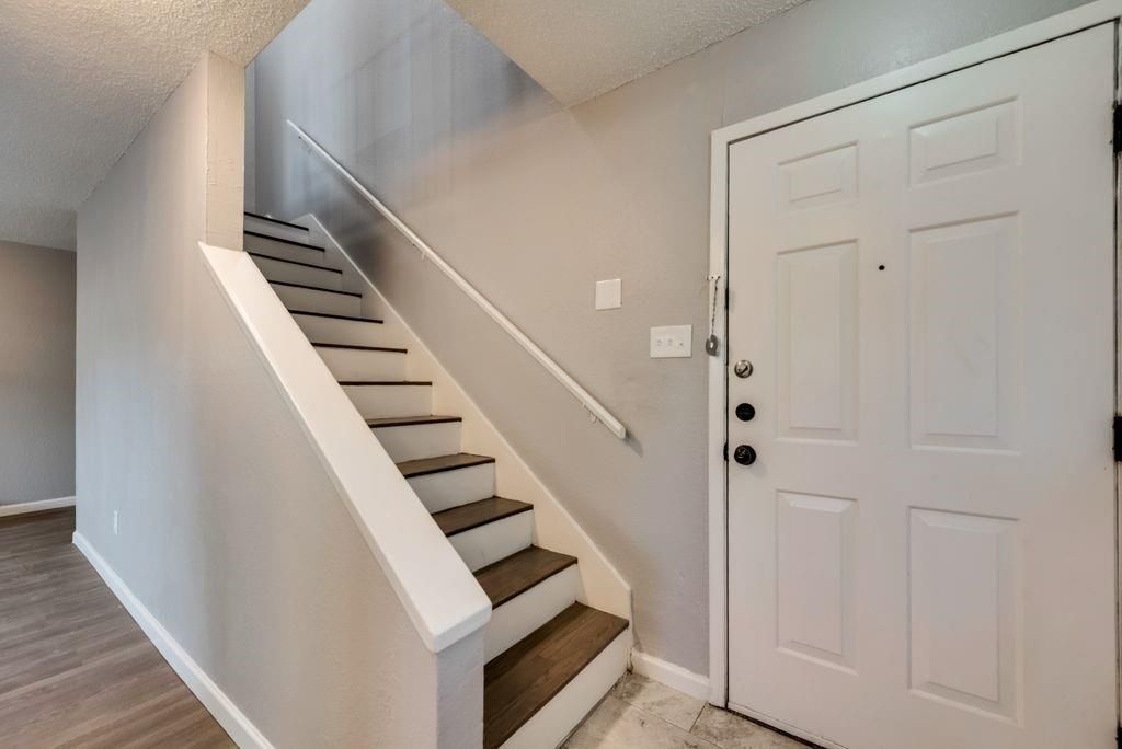 Photo of 5506 Columbia Avenue, Dallas, TX 75214 (MLS # 21268798)