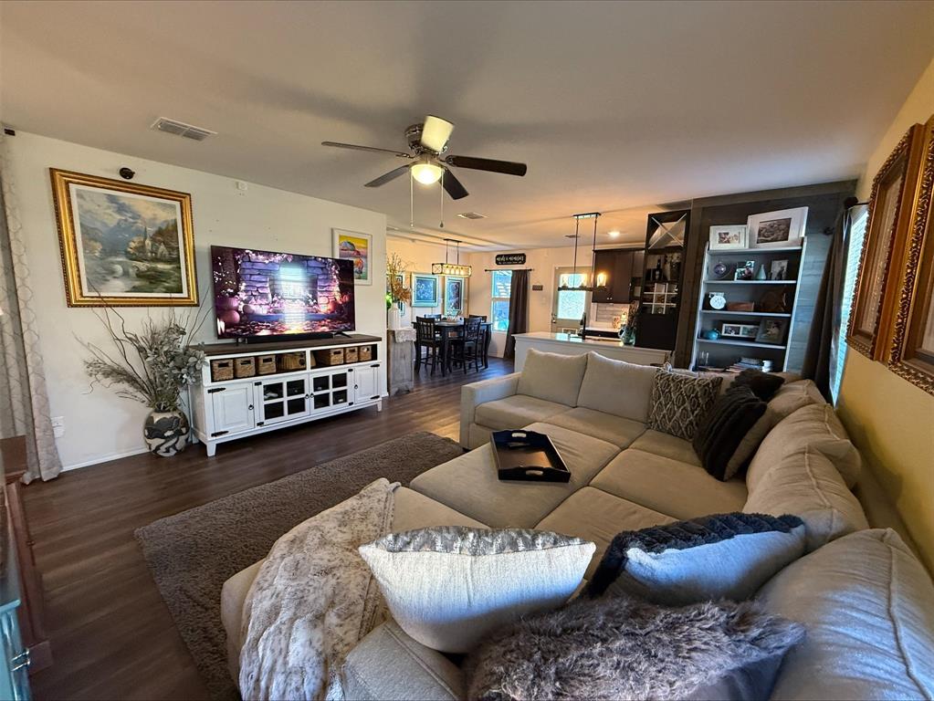 avery pointe - Residential