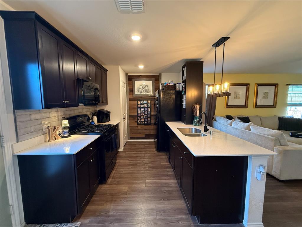 avery pointe - Residential