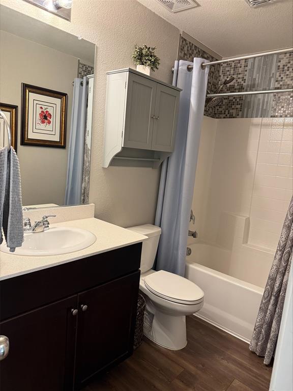 avery pointe - Residential