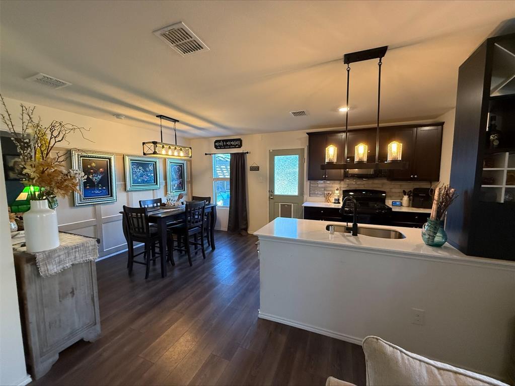 avery pointe - Residential