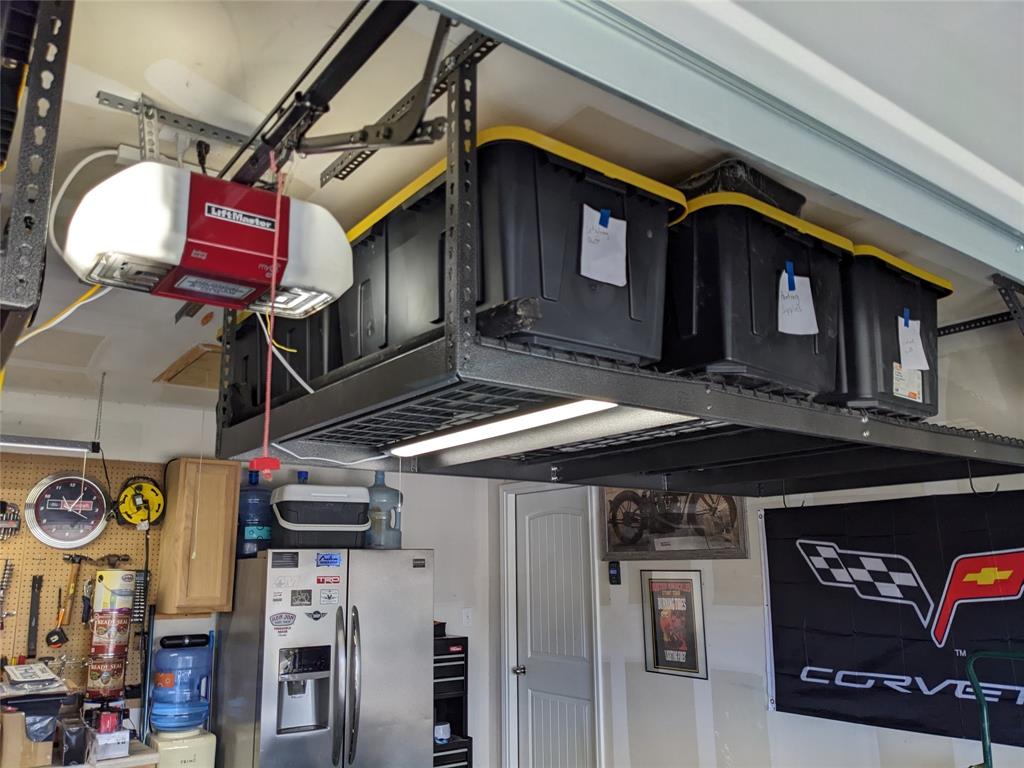 avery pointe - Residential