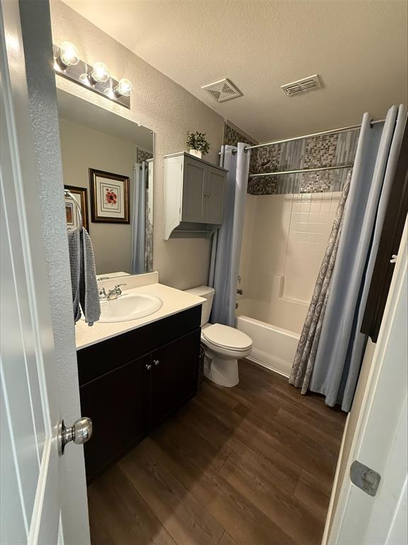 avery pointe - Residential