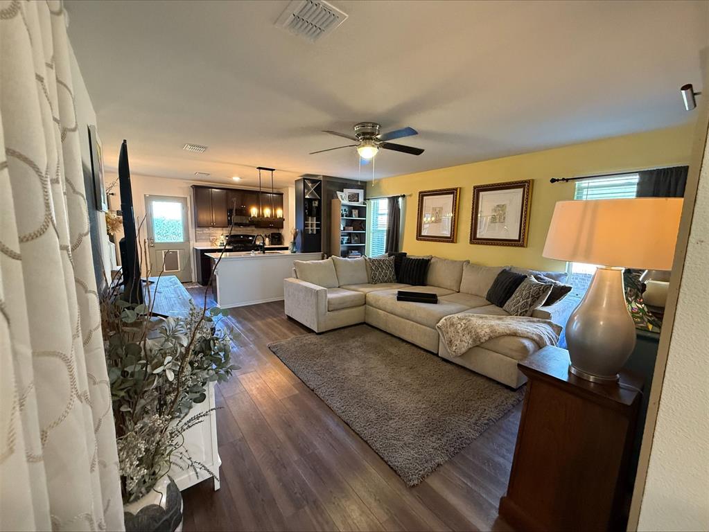 avery pointe - Residential