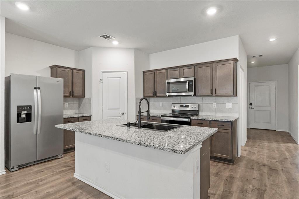 Magnolia Ph 3 - Residential Lease