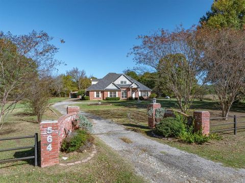 A home in Wills Point