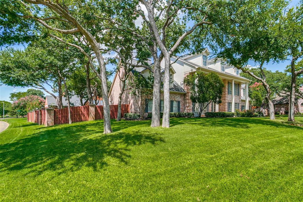 807 Ridgedale Court