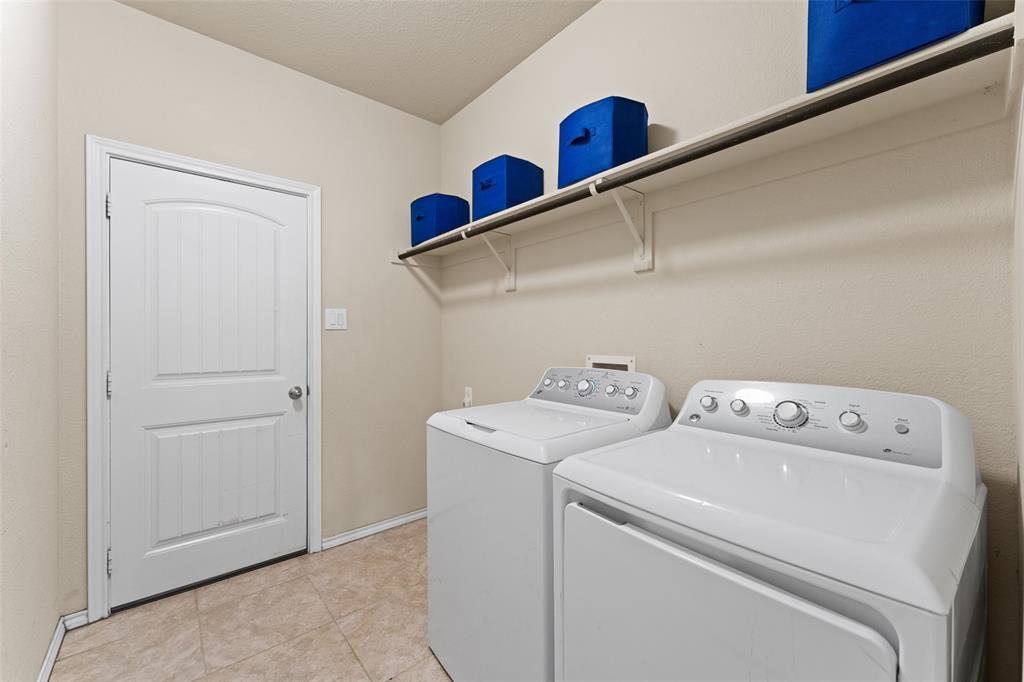 Kingston Mdws Ph 4 - Residential