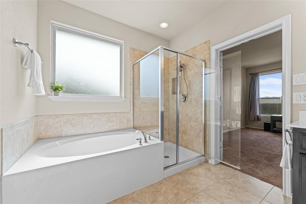 Kingston Mdws Ph 4 - Residential