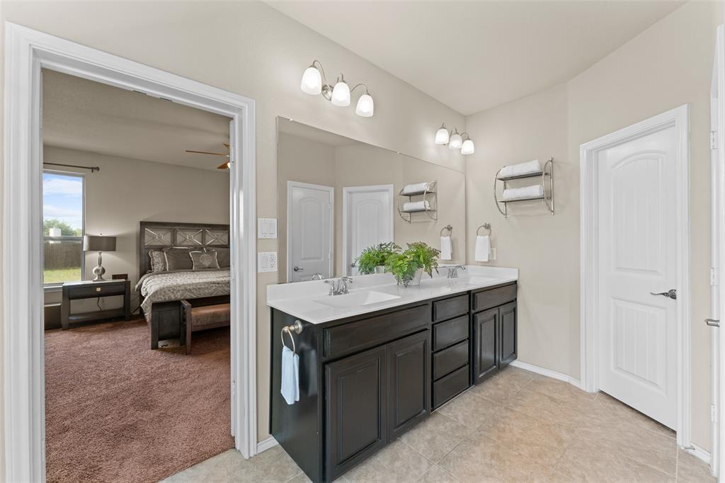 Kingston Mdws Ph 4 - Residential