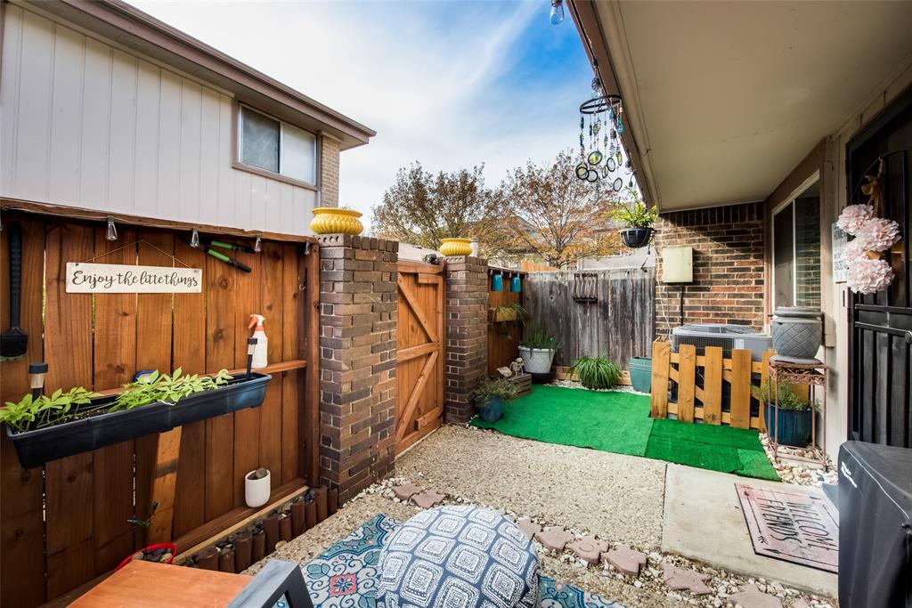 Club - Residential Lease