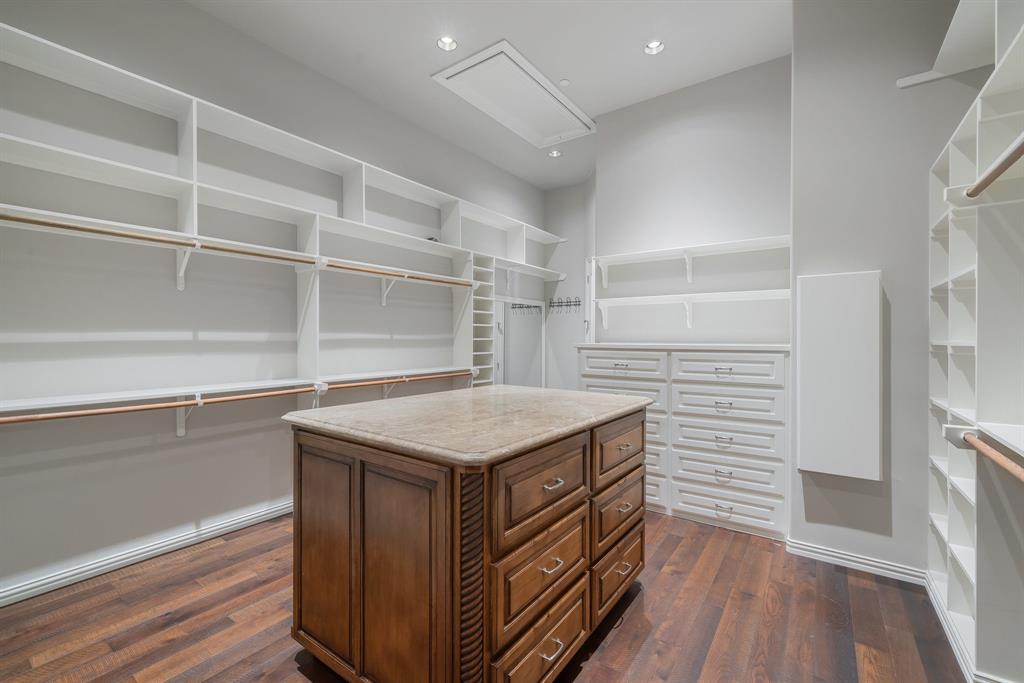 OLD ORCHARD COUNTRY EST UNREC - Residential