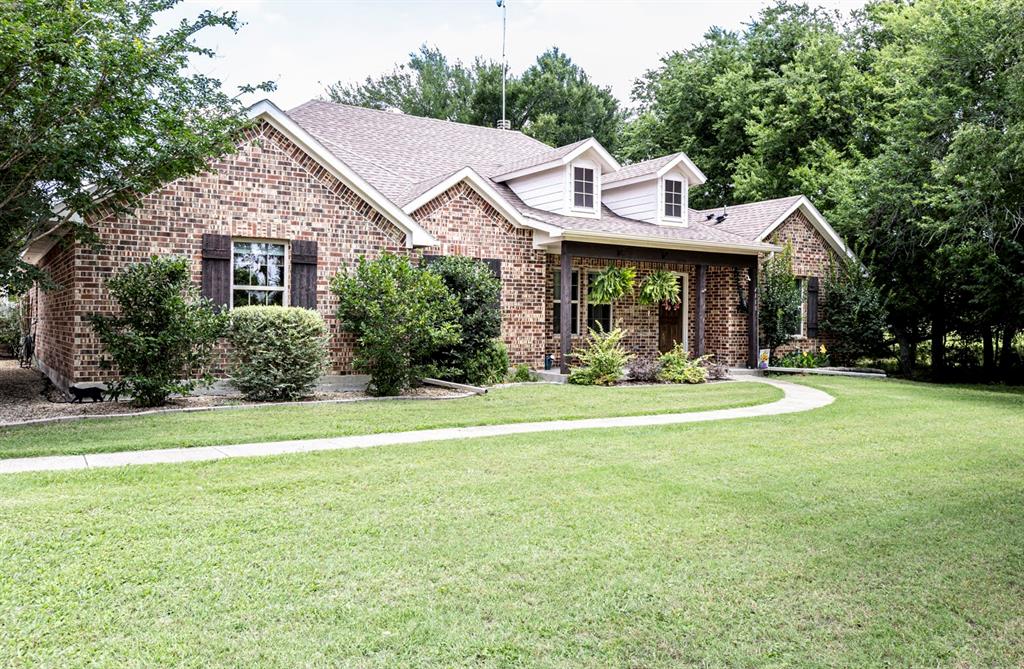 Photo 1 of 37 — 8855 County Road 2584, Royse City, TX 75189