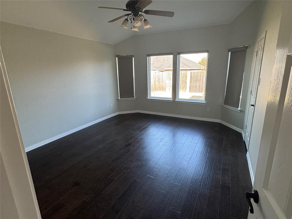 Mistletoe Hill Ph I & II - Residential