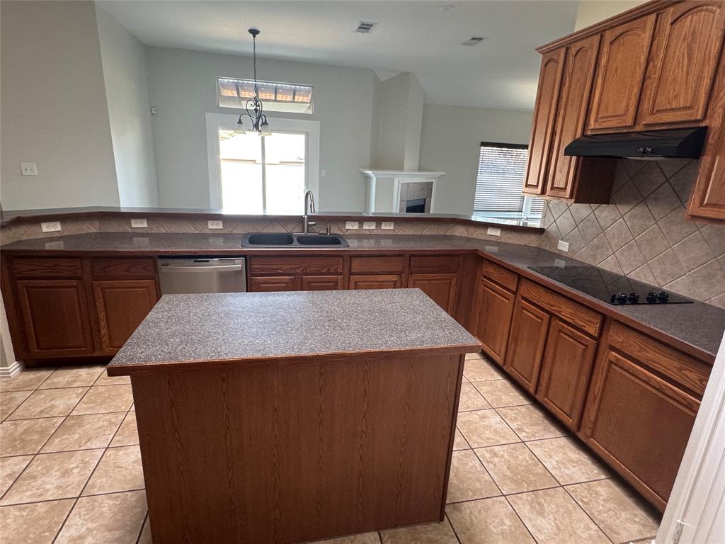 Mistletoe Hill Ph I & II - Residential