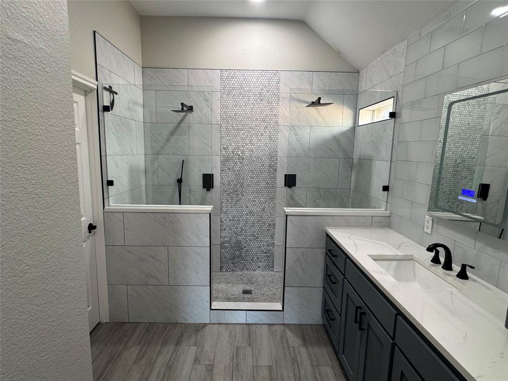 Mistletoe Hill Ph I & II - Residential