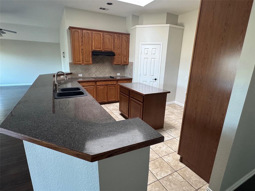 Mistletoe Hill Ph I & II - Residential