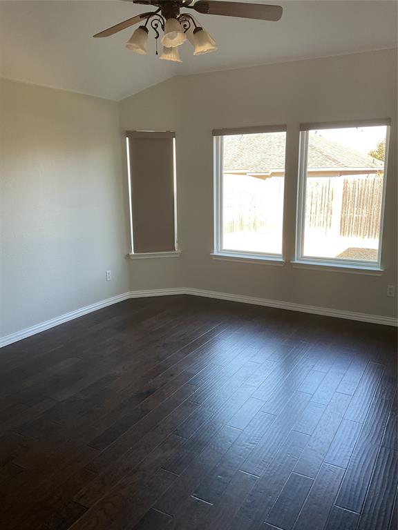 Mistletoe Hill Ph I & II - Residential