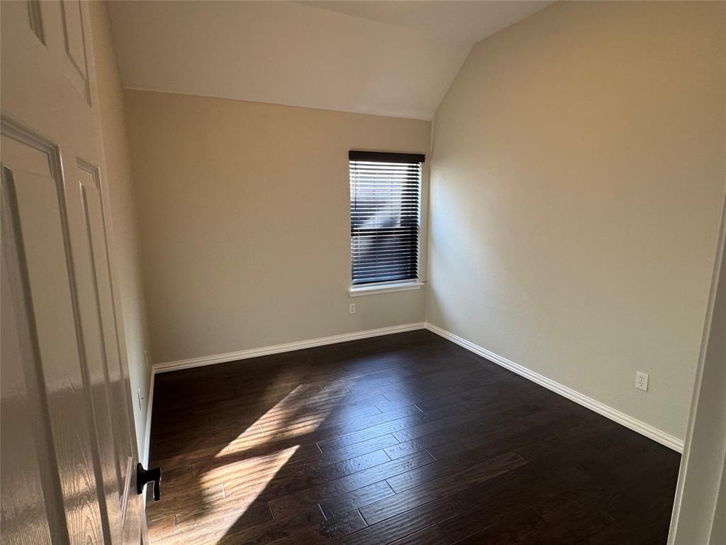 Mistletoe Hill Ph I & II - Residential