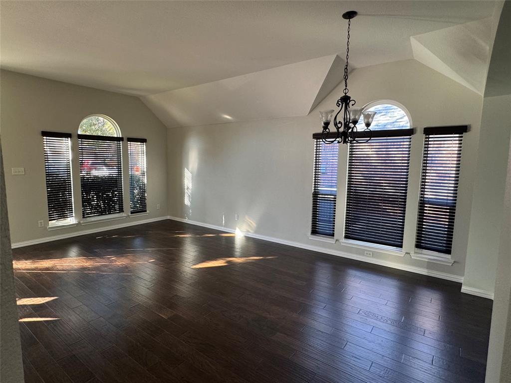 Mistletoe Hill Ph I & II - Residential