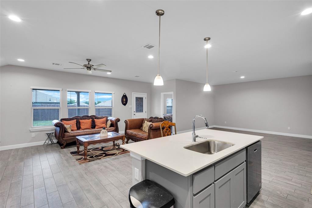 1221 Rolling Meadows Drive