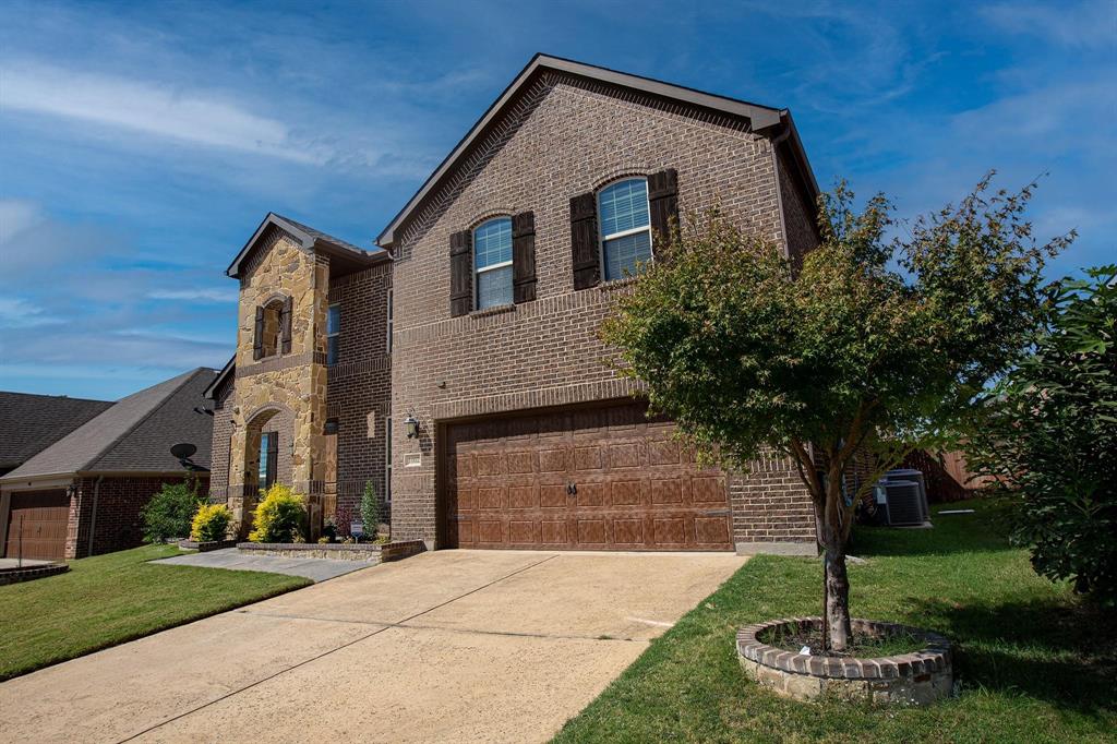 1002 Nail Lane