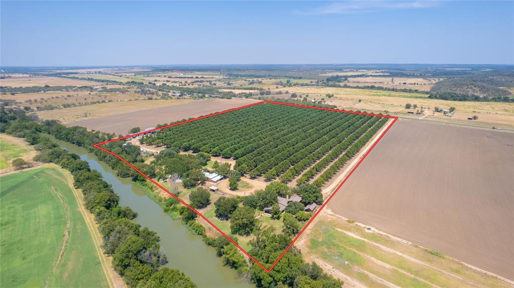 4075 W US Highway 190 C