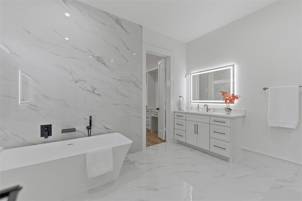 Lovers Lane Heights - Residential