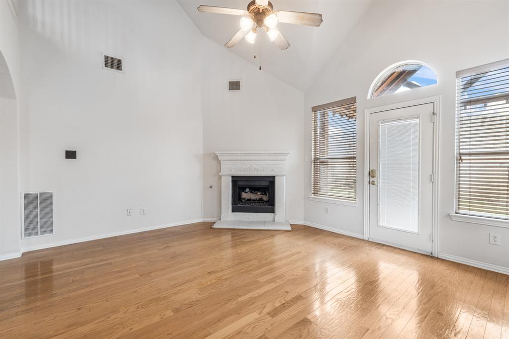 Waterfront Enchanted Bay Arl - Residential