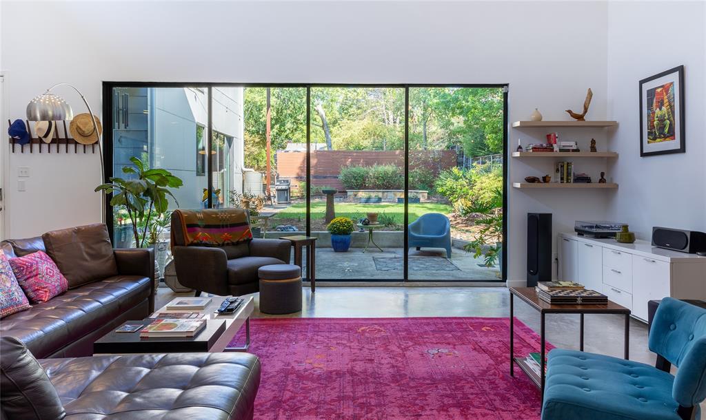 8903 San Leandro Drive