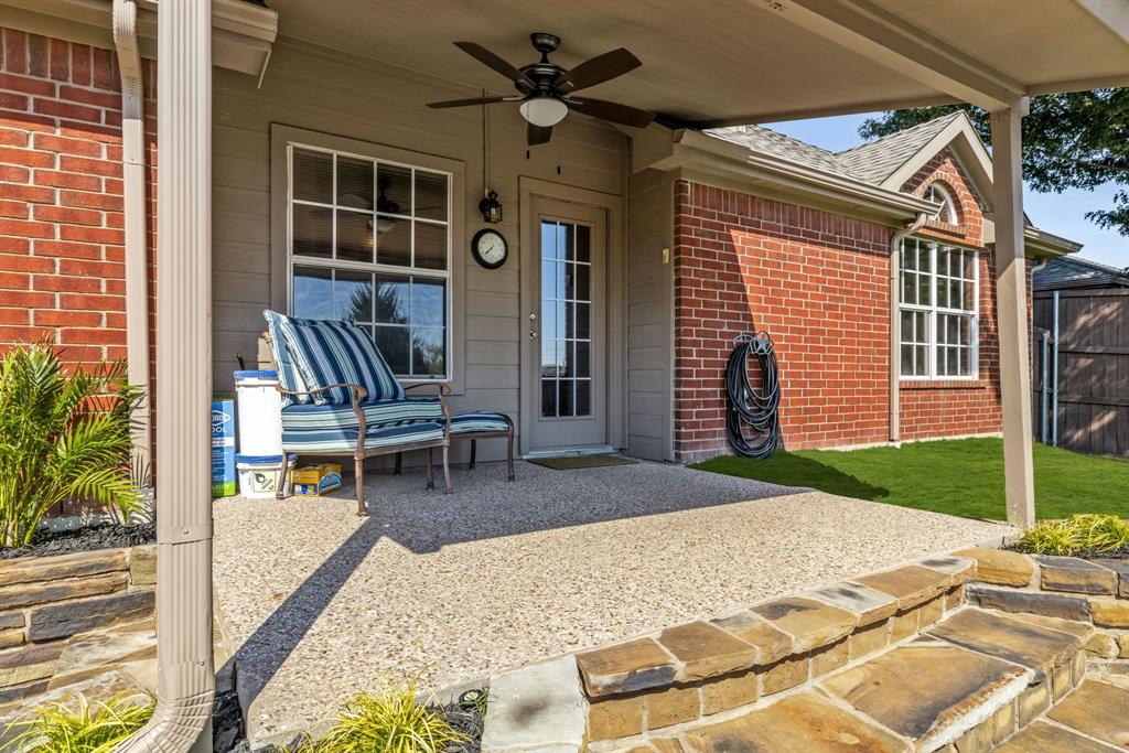 10903 Robincreek Lane