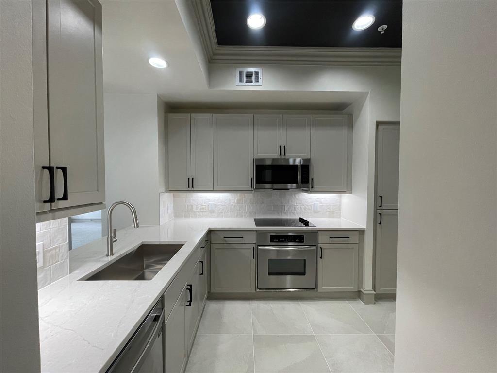 Turtle Creek - Residential Lease