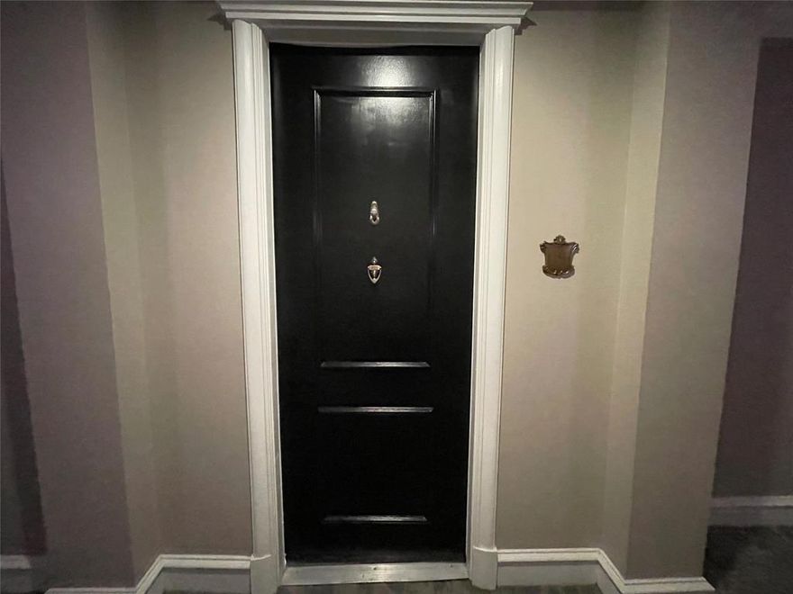 Experience unparalleled luxury in this meticulously restored penthouse at Rienzi on Turtle Creek. This residence boasts designer finishes, including Lumataj Cream quartz countertops in the kitchen and Calacatta Prado quartz in the bathrooms. The antique mirror backsplash in the wet bar adds a touch of elegance, complemented by soft-close cabinets and under-counter lighting throughout. Open-concept living with expansive windows offering panoramic views.

Gourmet kitchen with high-end appliances and ample storage.
Spacious bedrooms with custom closets and luxurious bathrooms.
Elegant wet bar area, perfect for entertaining guests.

24-hour concierge service ensuring convenience and security.
Valet parking during peak hours for residents and guests.
Proximity to the Katy Trail, Reverchon Park, Uptown, and Oak Lawn.
Easy access to major highways, including the Dallas North Tollway and I-35E