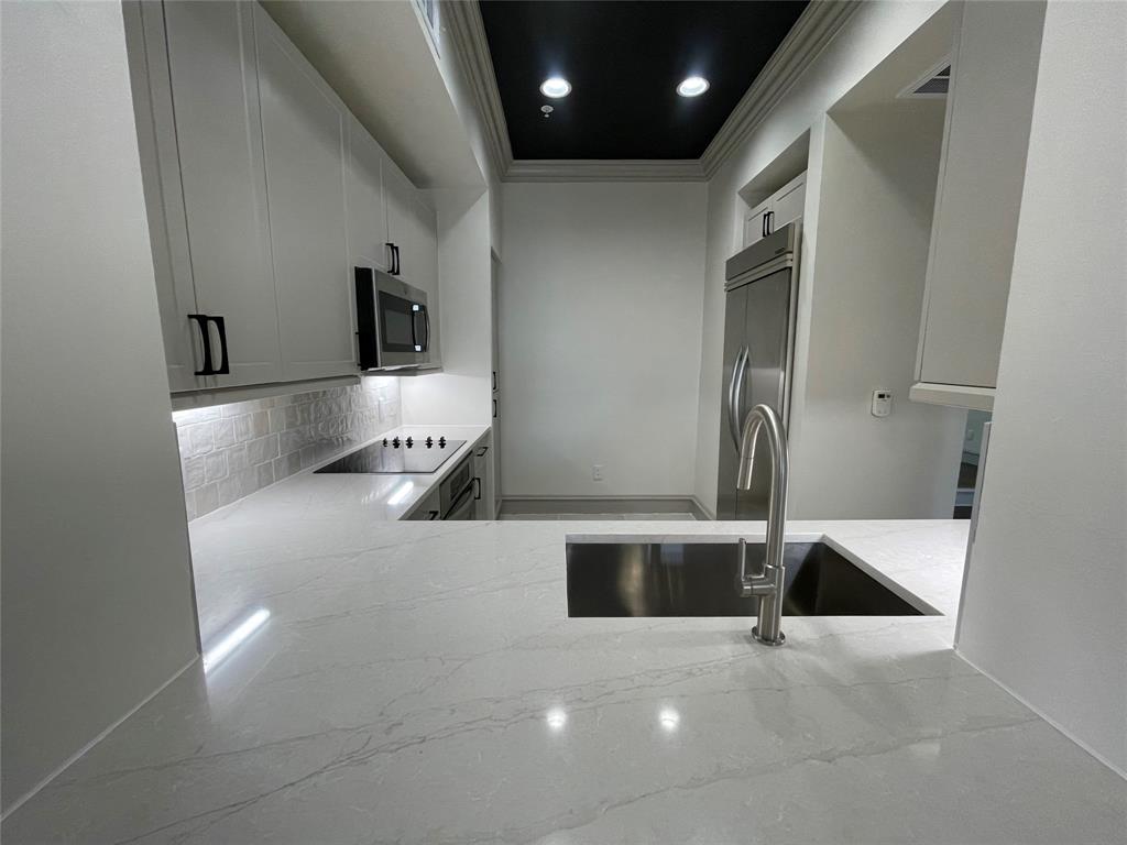 Turtle Creek - Residential Lease