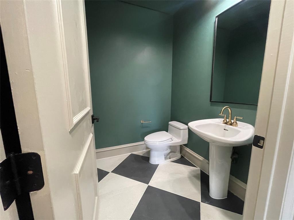 Turtle Creek - Residential Lease