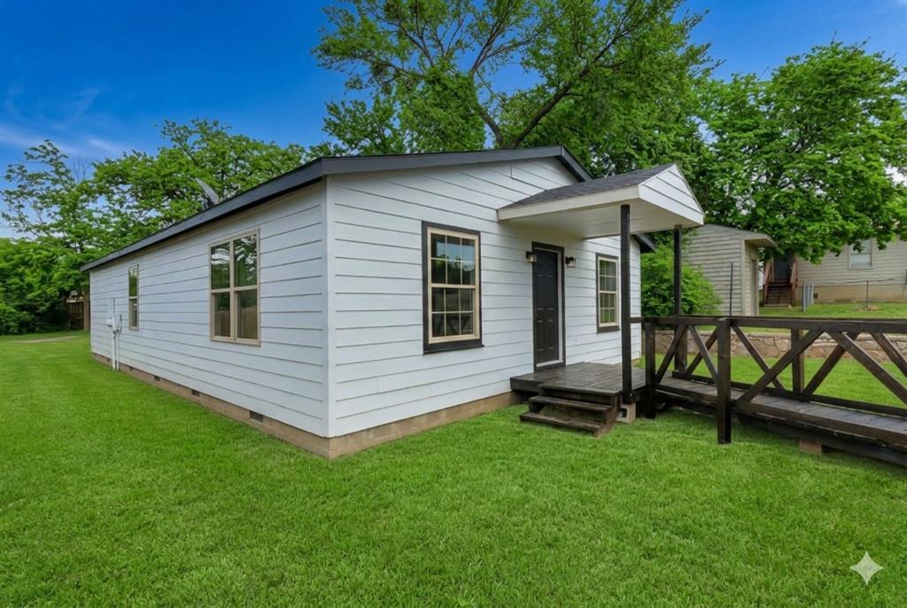 609 western hills Trail