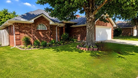 Photo of 7305 Amber Drive, Watauga, TX 76148 (MLS # 21386419)