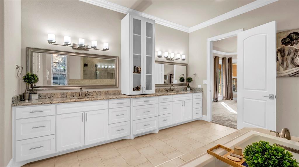 Hawks Wood - Residential