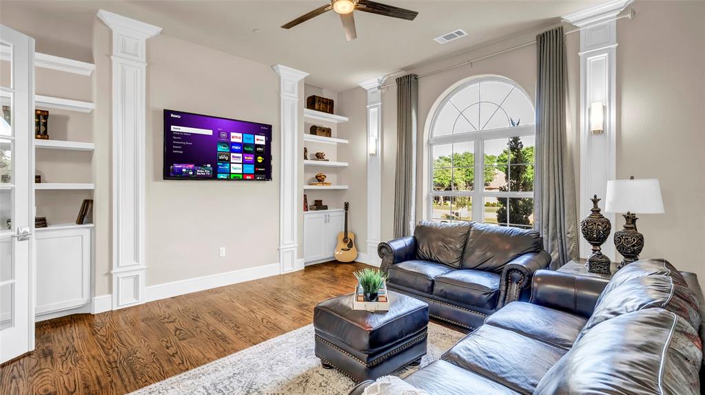 Hawks Wood - Residential