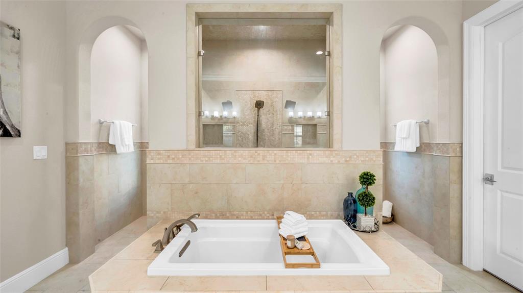 Hawks Wood - Residential