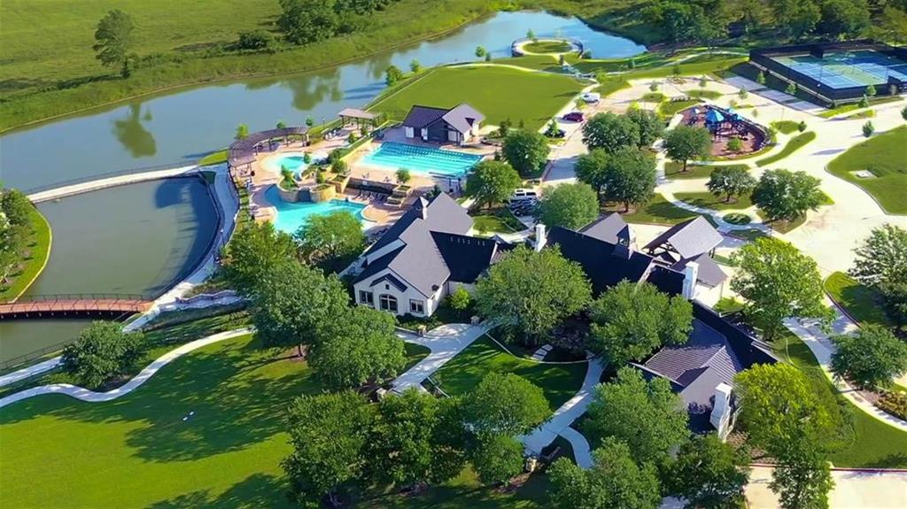 Mustang Lakes - Residential