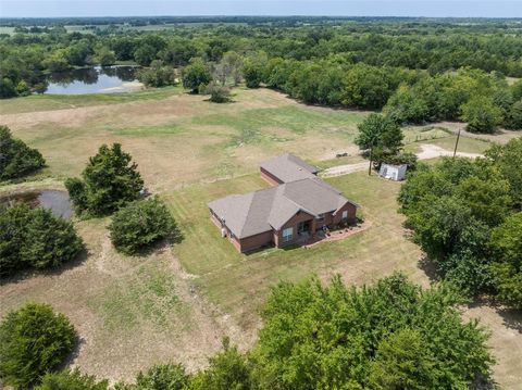 Photo of 1579 County Road 3365, Ladonia, TX 75449 (MLS # 21195489)