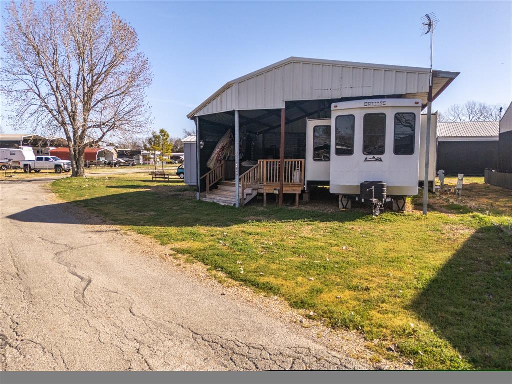 2035 Teel Trail