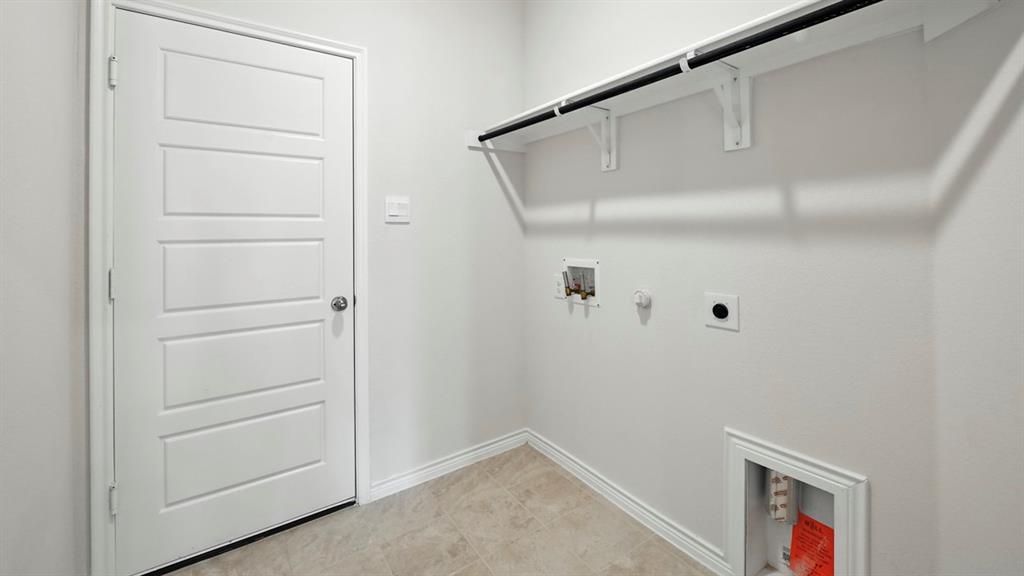 The Woods at Lindsay Place - Residential